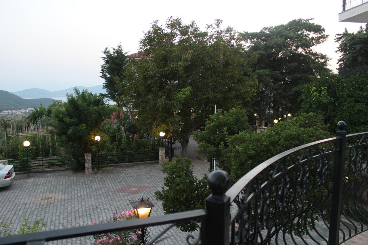 Hotel Defkalion Volos Exteriör bild
